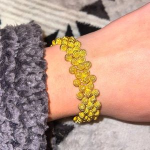 Vintage Avon Pretty Goldtone Hazelnut Bracelet Small